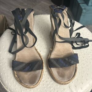 Lace up wedges by Marc Jacob’s from 2000s hardly worn.